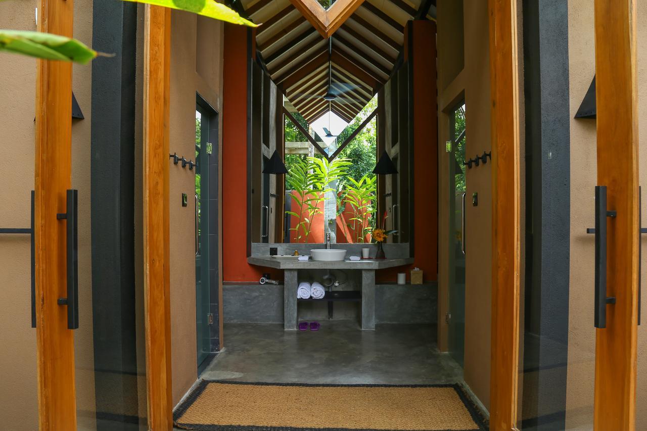 Nisala Villas Хиккадува Экстерьер фото